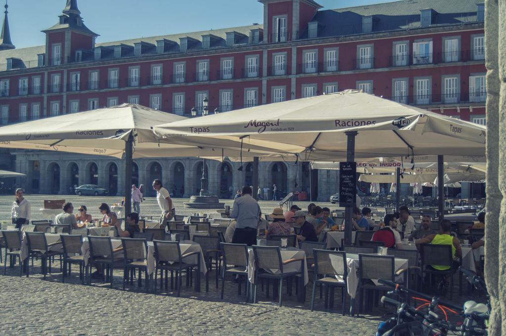 Smartrental Madrid Gran Via Apartments מראה חיצוני תמונה