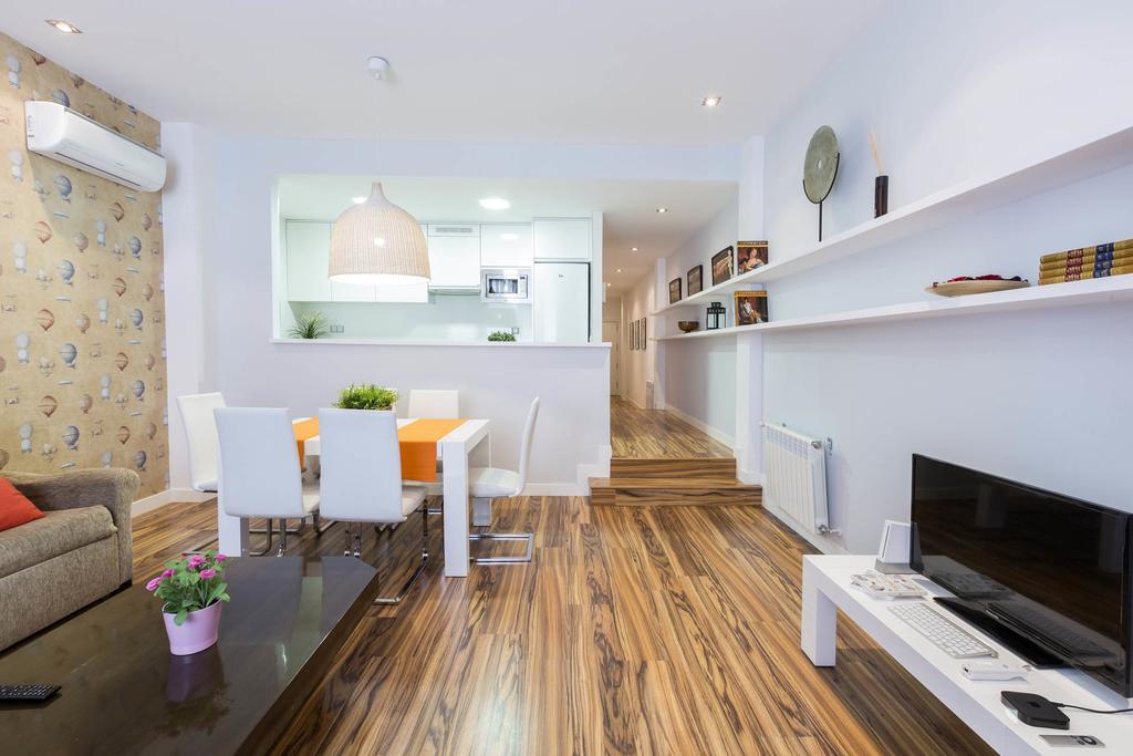 Smartrental Madrid Gran Via Apartments מראה חיצוני תמונה