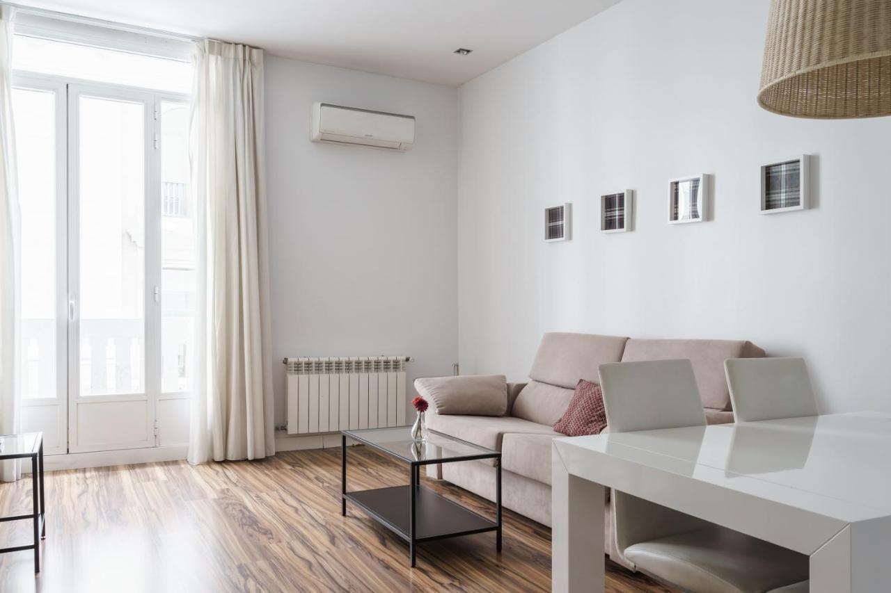 Smartrental Madrid Gran Via Apartments מראה חיצוני תמונה